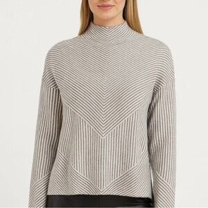 Cynthia Rowley Women’s Brown Stripe Mock Neck Sweater Size Medium